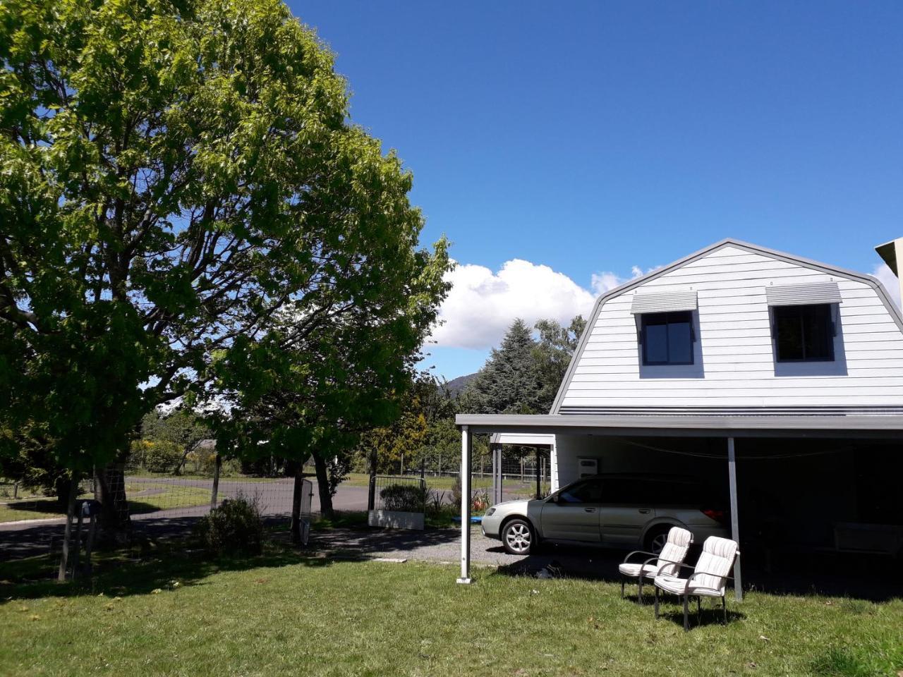 The Barn In Turangi Villa Exteriör bild