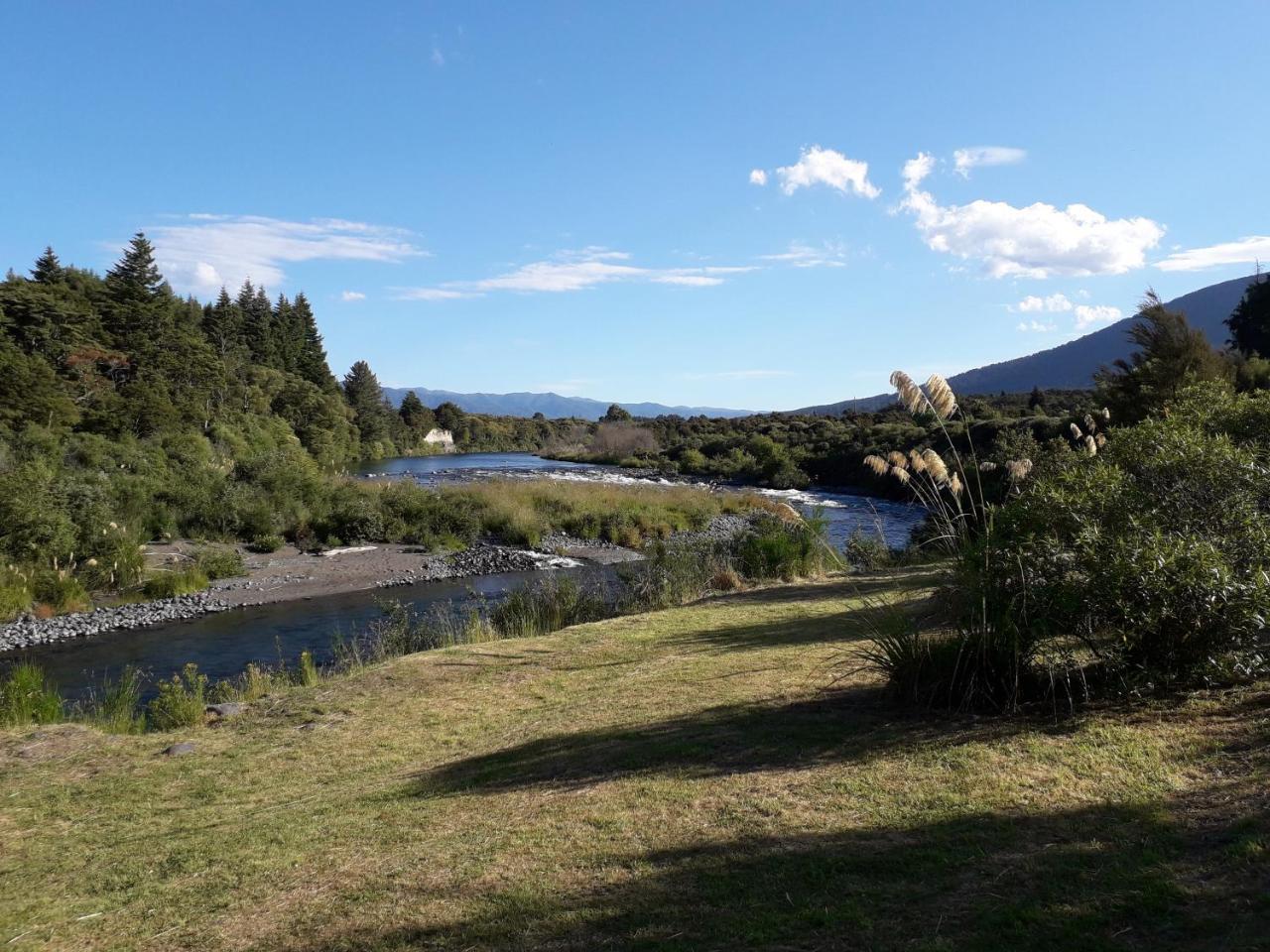 The Barn In Turangi Villa Exteriör bild